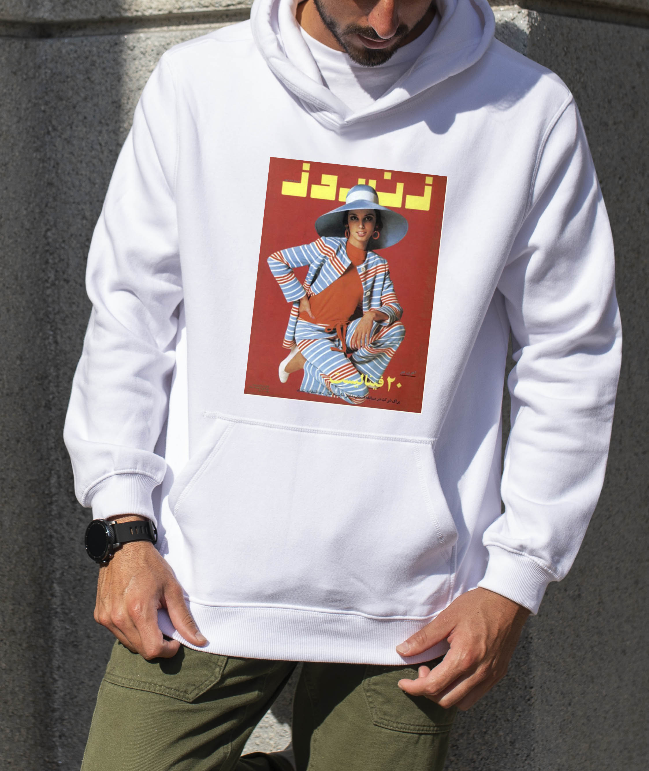 هودی مردانه پنبه ای پشت کرک طرحدار طرح پوستر قدیمی زن روز دیجی تیشرت